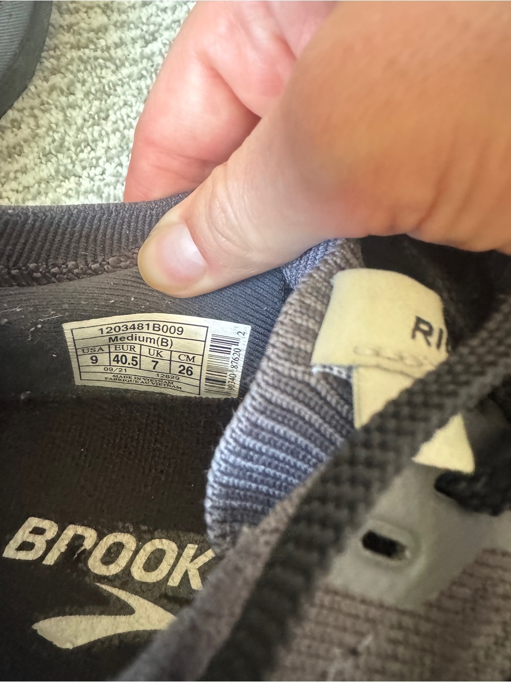 Brooks Women’s Running Shoes - Picture 3 of 3